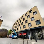 Premier Centre Szálloda 3*