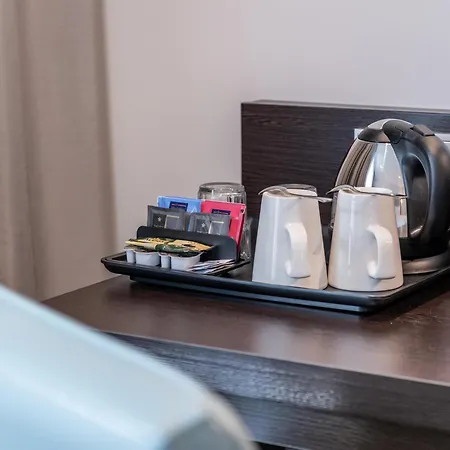 Premier Centre Hotel