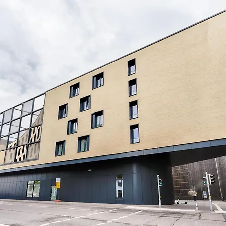 Premier Centre Hotel 3*